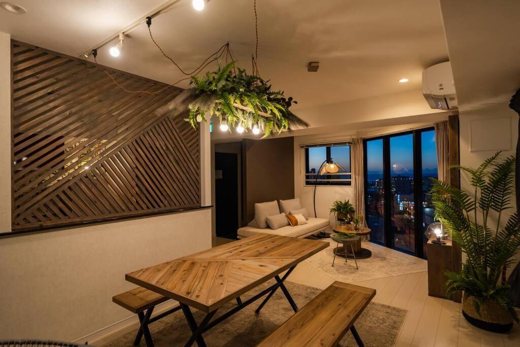 The Penthouse Ginowan Daire Urasoe Dış mekan fotoğraf